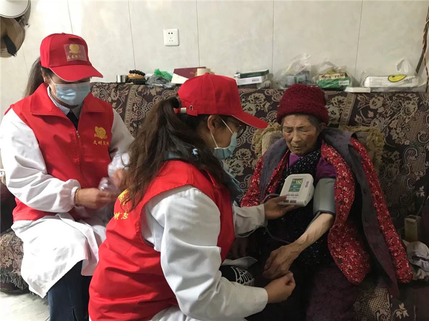 圖為醫護.jpg 圖為醫護.jpg