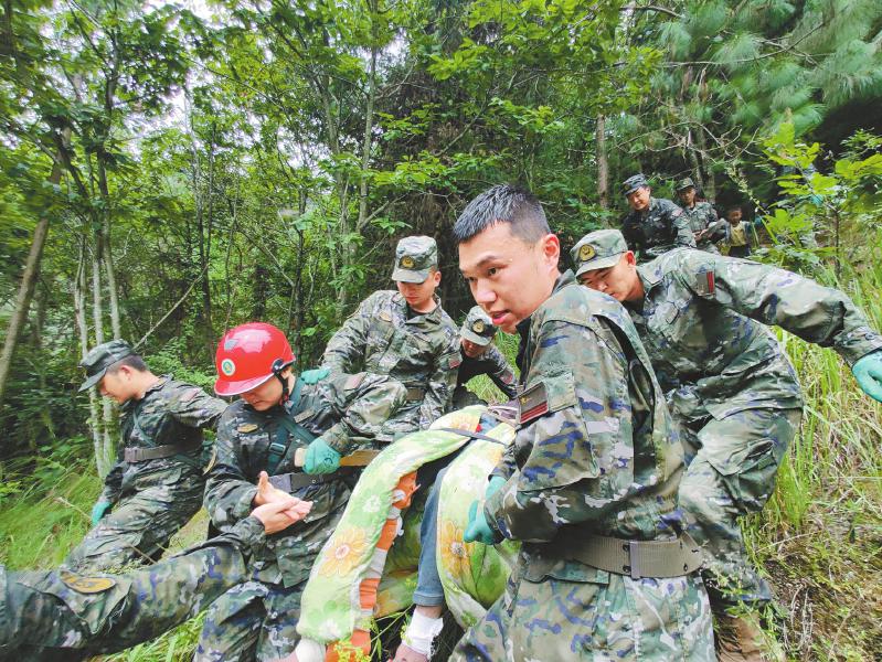 9月6日，武警.jpg