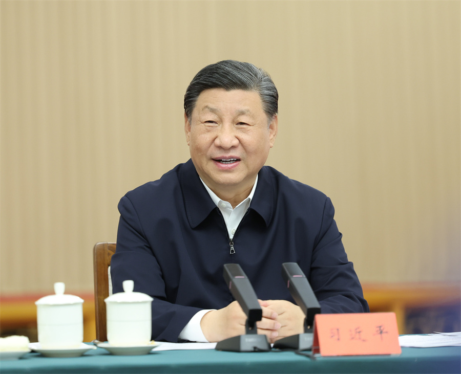 2024年5月23日下午,中共中央總書記、國家主席、中央軍委主席習近平在山東省濟南市主持召開企業和專家座談會并發表重要講話。新華社記者 鞠鵬 攝
